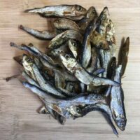 trixie-2799-szaritott-tengeri-hal-jutalomfalat-200-gramm_48625913_1200x630